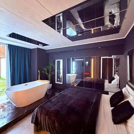 Ama Romantic Apartment